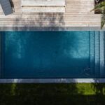 Piscine extérieure naturelle