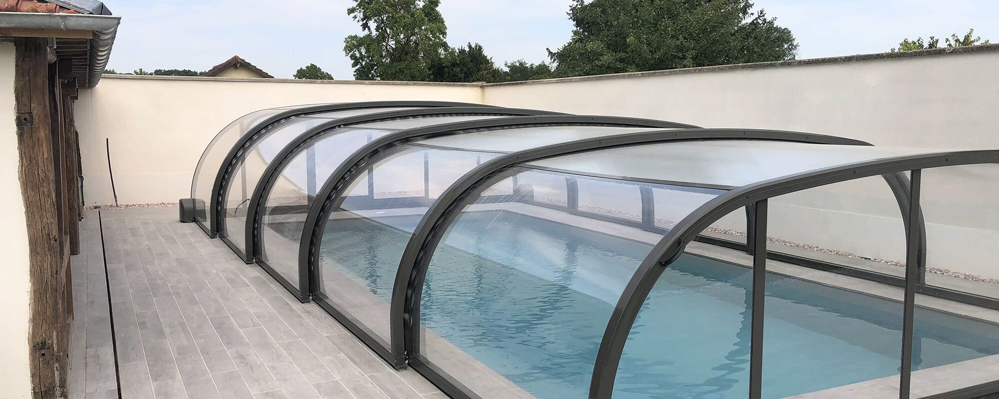 Abri de piscine mi-haut anthracite