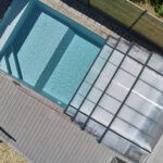 Piscine 8,00 x 3,50 m avec abri concept Outdoor