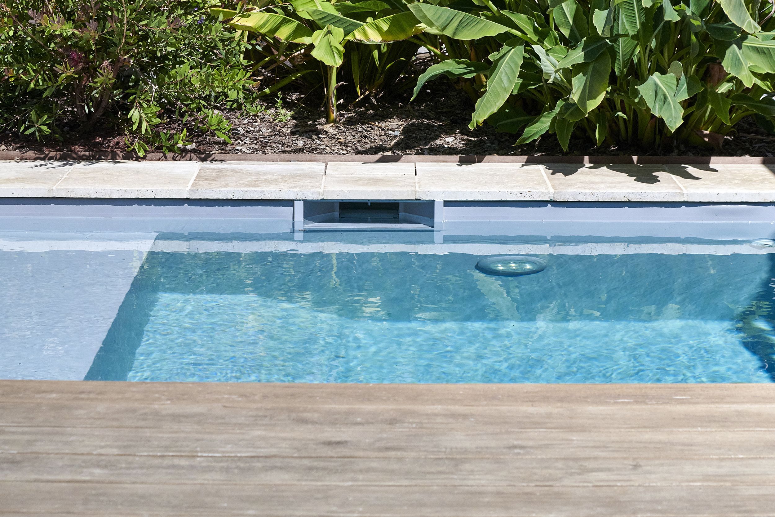 © FABRICE FERRER – Réalisation BONHEUR PISCINES