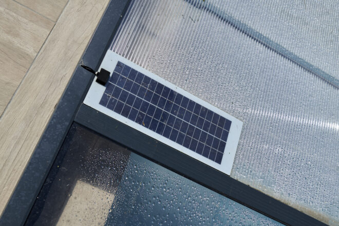 Panneau solaire pour abri plat Outdoor