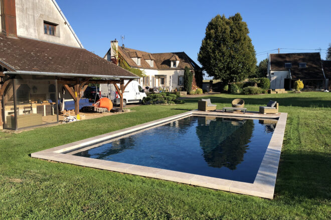 Piscine extérieure de 5 x 11 m