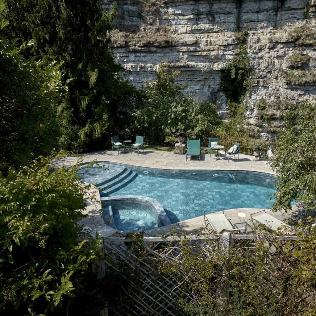 Rénovation Piscine Forme Libre - MB Catusse Piscines & Spas - 2024 2