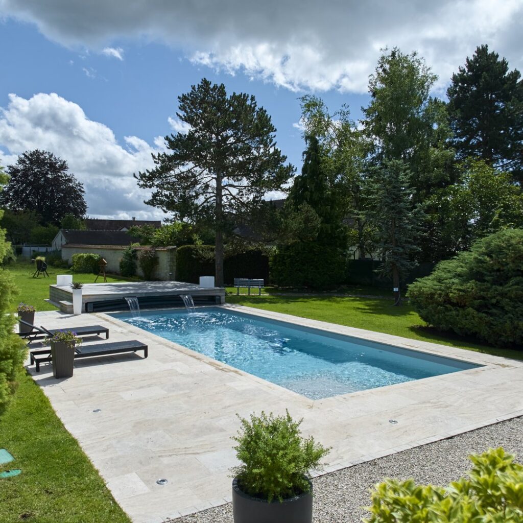 piscine extérieure 1