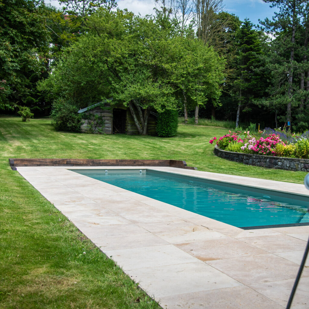 Couloir de Nage - H Piscine & Jardin - 2024 2