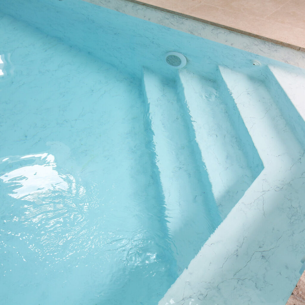 Piscine Intérieure grange 5